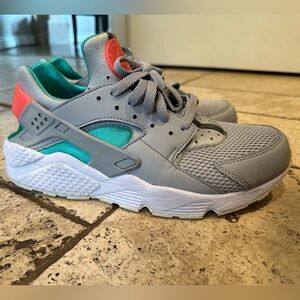 Nike Air Huarache Men Running Shoes size 9.5